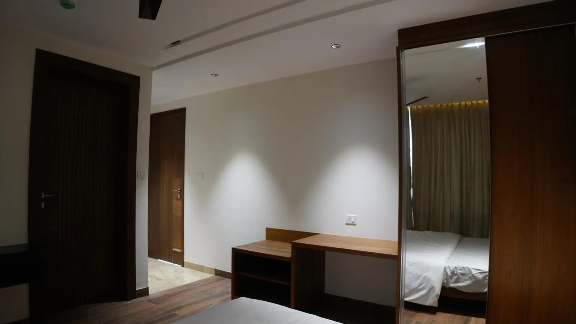 Royal Holidays & Stays Pattambi Hotel