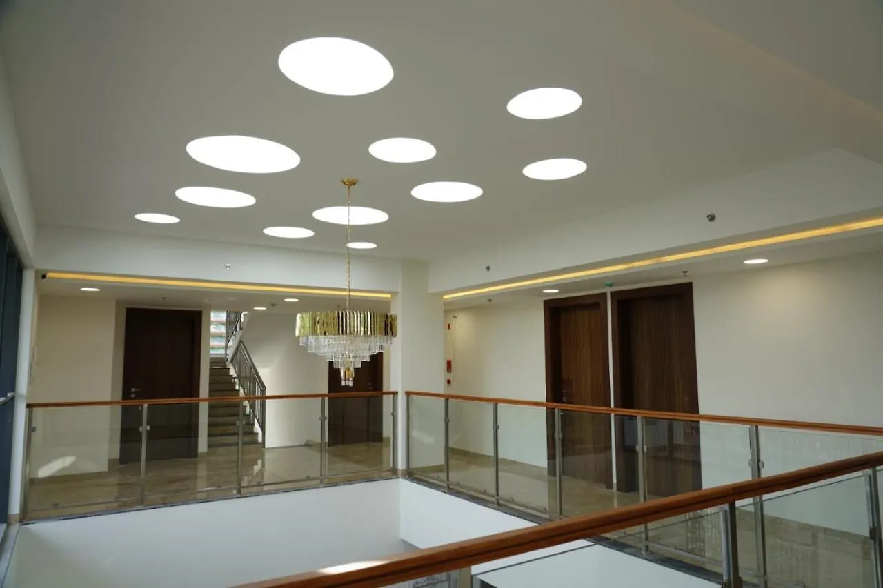 ***** Hotel Royal Holidays & Stays Pattambi India