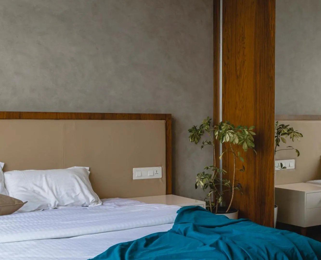 ***** Hotel Royal Holidays & Stays Pattambi India