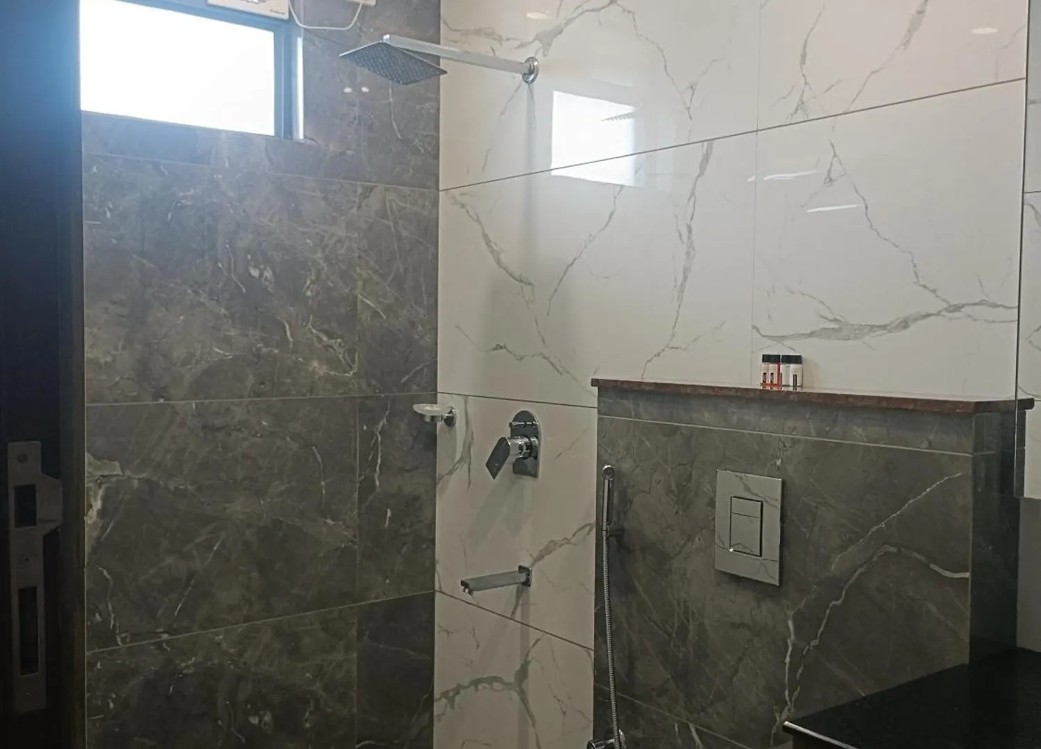 Royal Holidays & Stays Pattambi